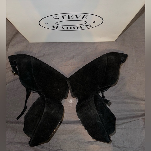 Steve Madden peep toe wedges - brand new! - Picture 6 of 7